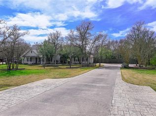 4588 Ledgestone Trl, College Station, TX 77845