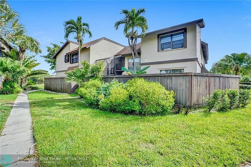 1st image of 2371 Bayberry Dr #2371