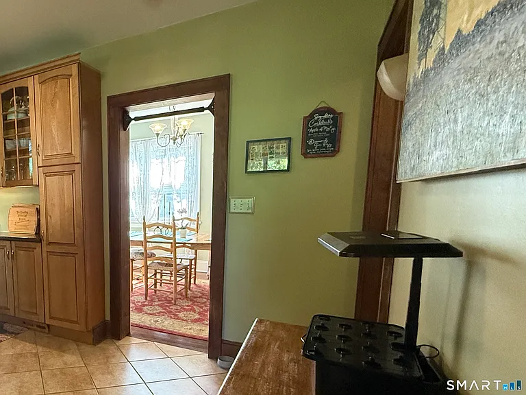 21 Elgin Ave — Photo 11