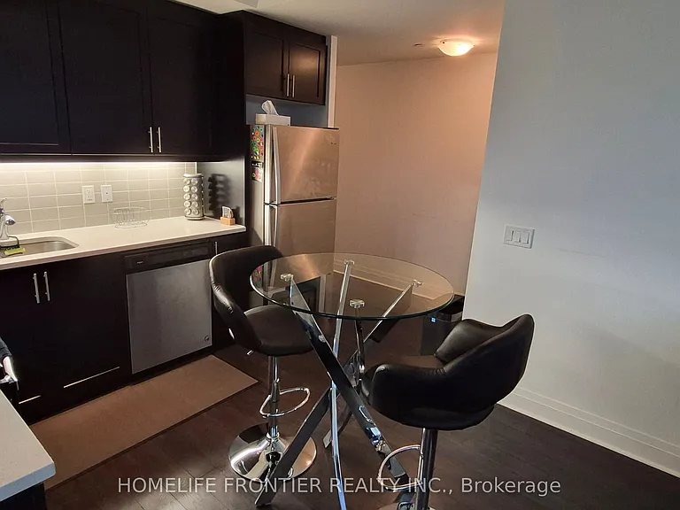 17 Zorra St #1212 — Photo 14