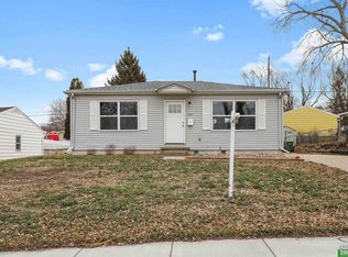 7307 S 41st Ave, Bellevue, NE 68147