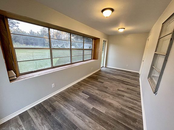 5th image of 2549 Claire Dr
