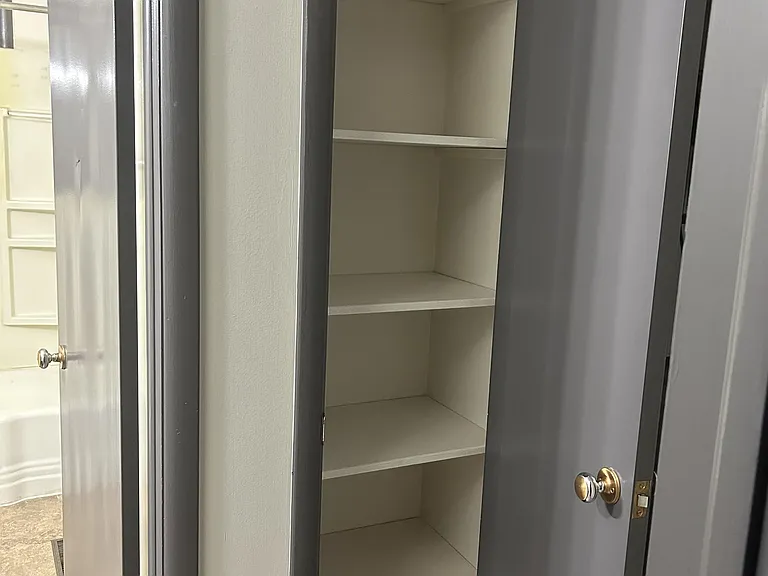 1104 Logan St #2 — Photo 8