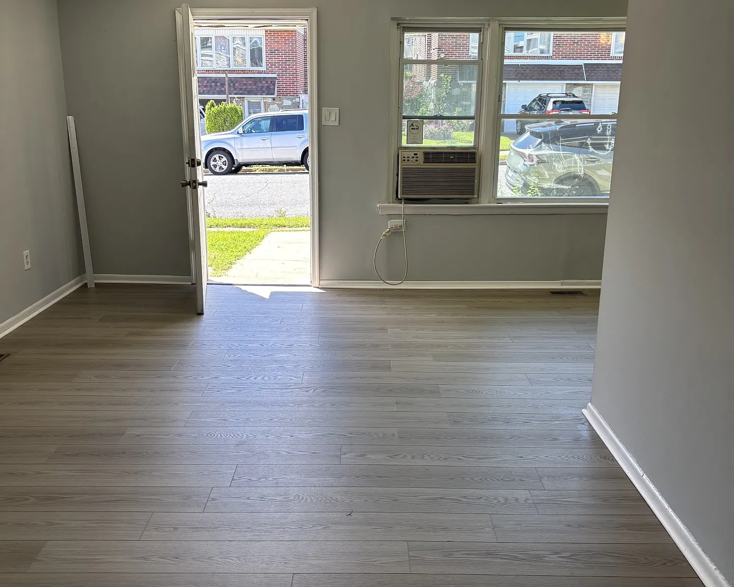 2 bed, $1,600 — Photo 1