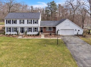20 Jennifer Dr, Ludlow, MA 01056