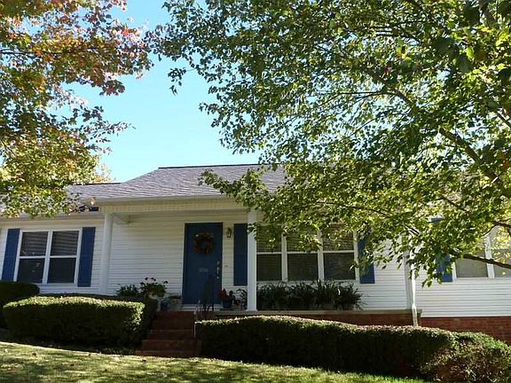 2nd image of 356 Cambridge Dr