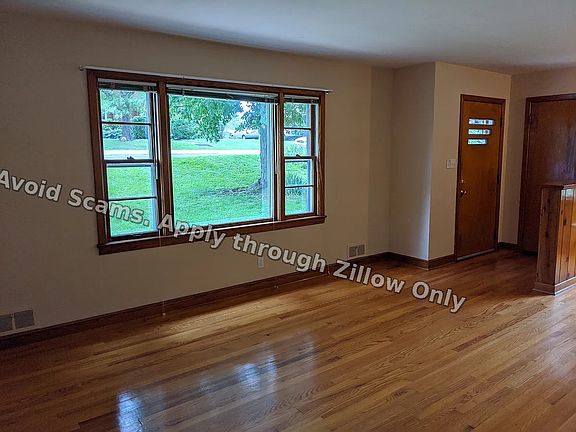 4th image of 3533 Richards Blvd