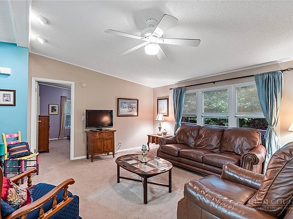 4th image of 451 Laurelwood Lane #43