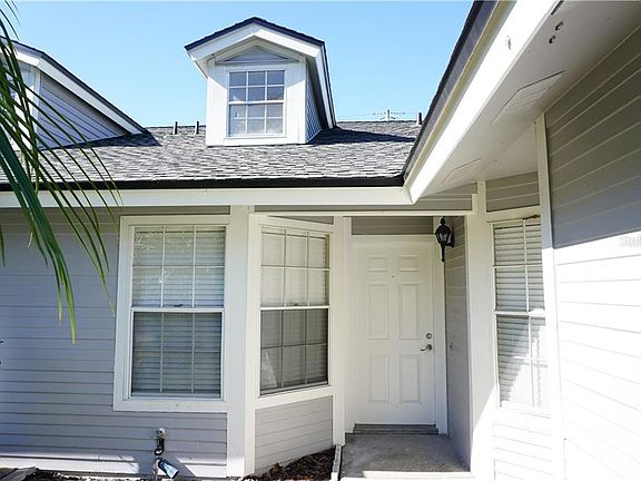3rd image of 4582 Summergrove Ave