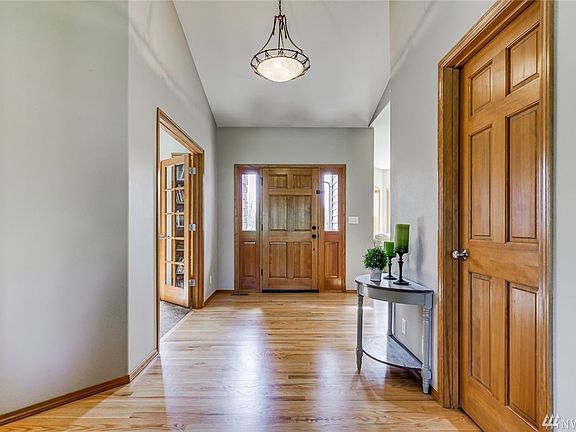 Wide entry 