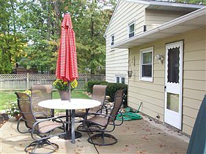 2nd image of 4624 Briarwood Dr