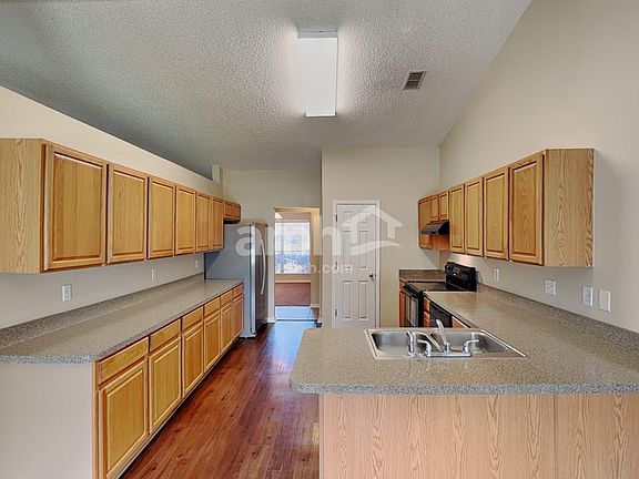 3rd image of 7651 Broadhaven Ct