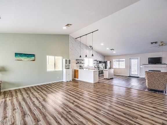 4th image of 3804 Vidalia Ave