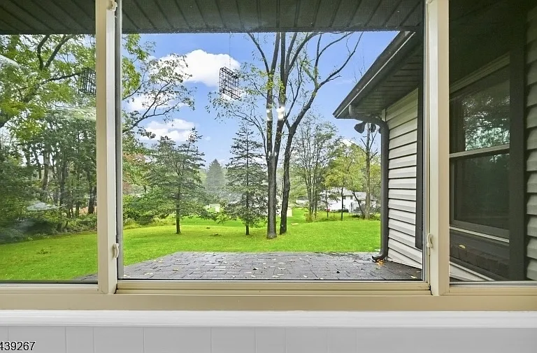 14 Sharon Ct — Photo 15