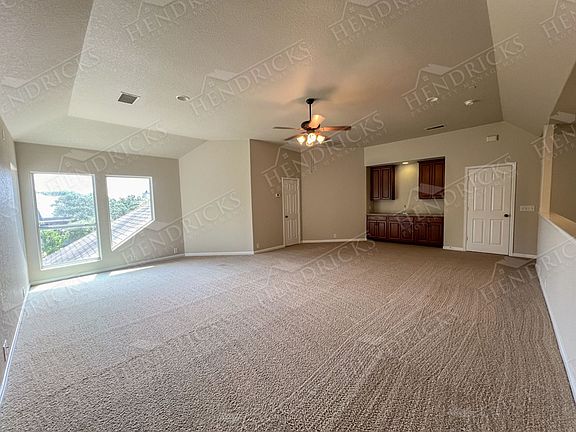 3rd image of 19122 Prescott Oaks