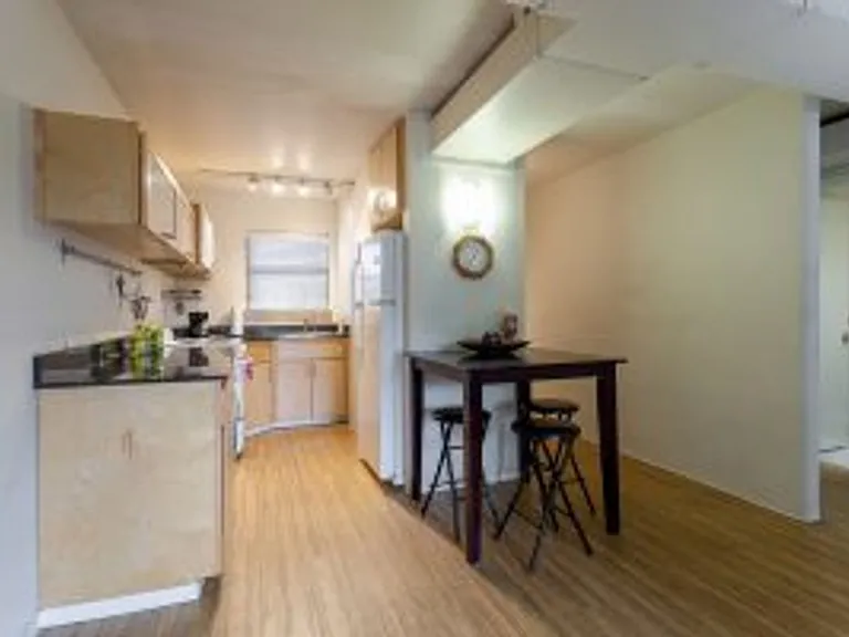 1855 Brightside Dr — Photo 20