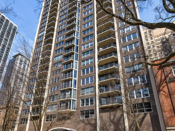 1515 N Astor St APT 5A, Chicago, IL 60610
