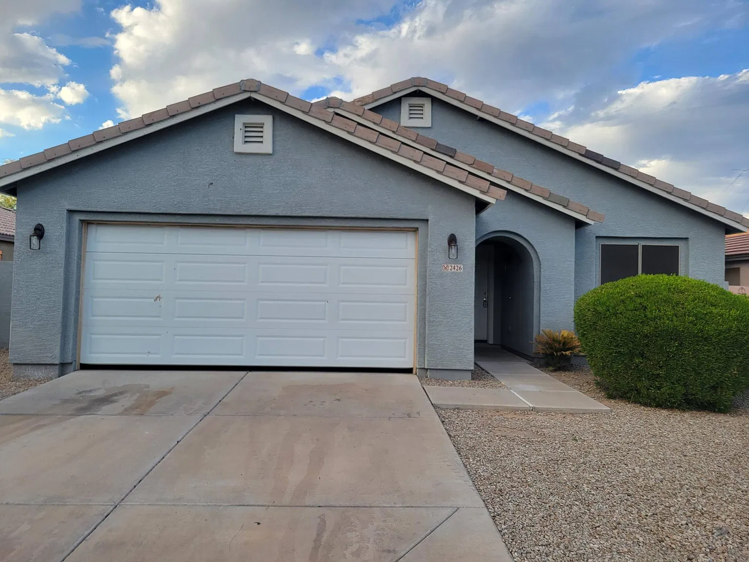 4 bed, 1723 sqft, $2,200 — Photo 2