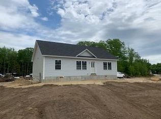 8 Apple Bloosom Ln, Dayton, ME 04005