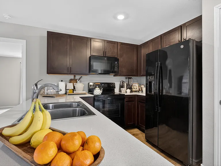 1211 Largemouth Ln — Photo 10