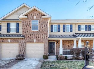 640 Country Village Dr, Lake Saint Louis, MO 63367