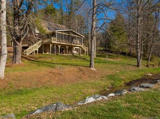 624 Patterson Rd, Hendersonville, NC 28739