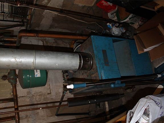 5th image of 296 Menahan St