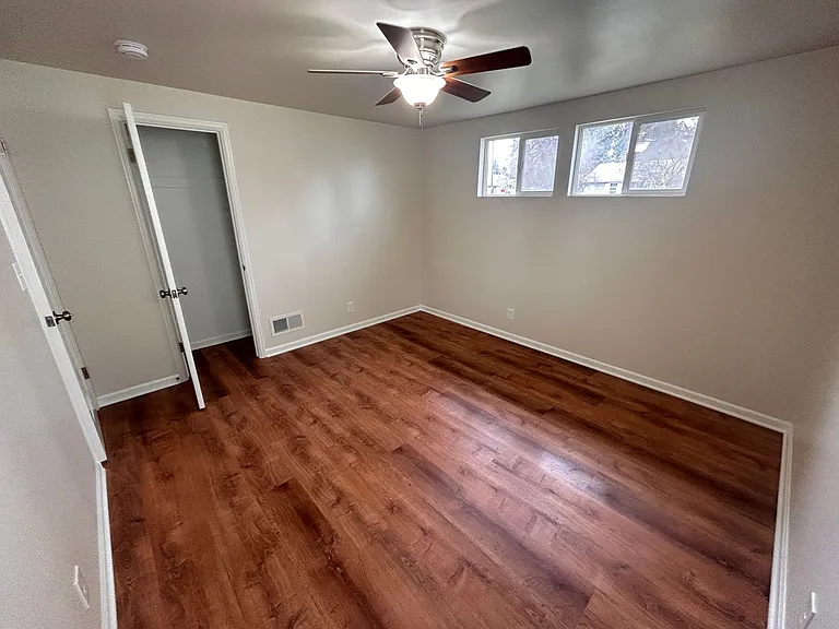 1333 E 41st Ave — Photo 9