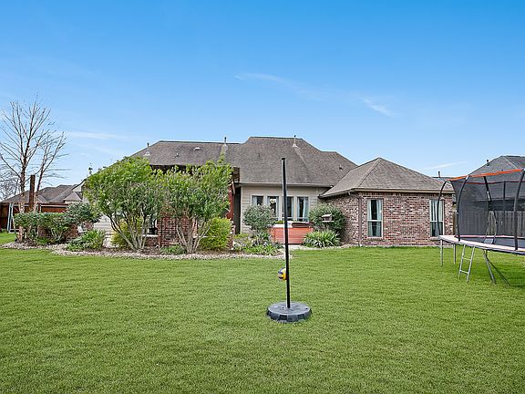 5th image of 41156 Bayou Segnette Ave