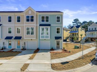 421 Caledon Ct, Johns Island, SC 29455
