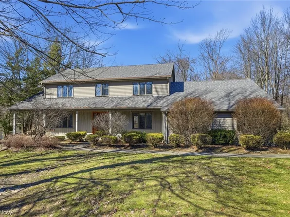 19649 Sagamore Rd, Walton Hills, OH 44146