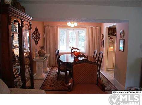 5th image of 547 Leawood Ave