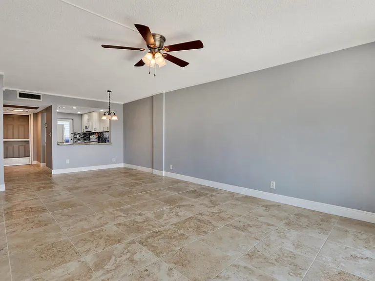 4500 N Federal Hwy #316B — Photo 4