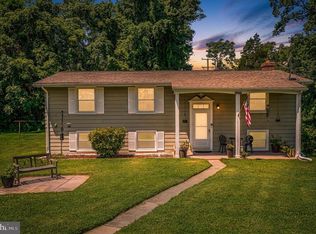 6122 7th St, King George, VA 22485