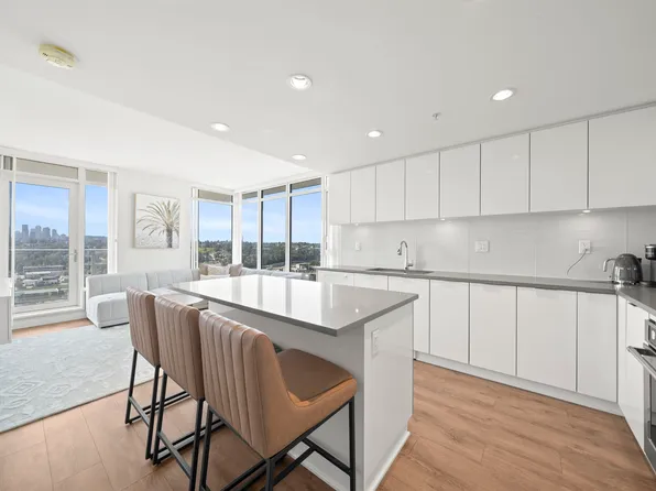 2388 Madison Ave #2503, Burnaby, BC V5C 0K8