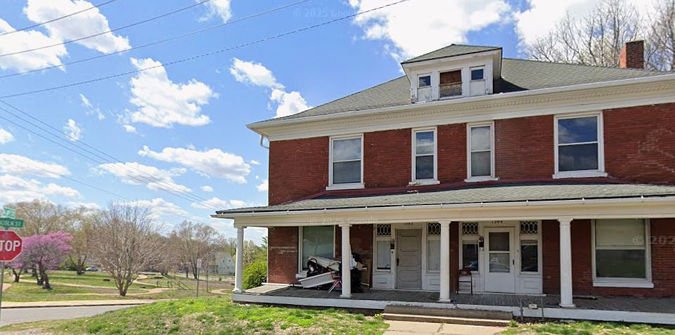 1st image of 1202 N 10th St #1202