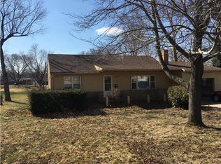 17105 E R D Mize Rd, Independence, MO 64057