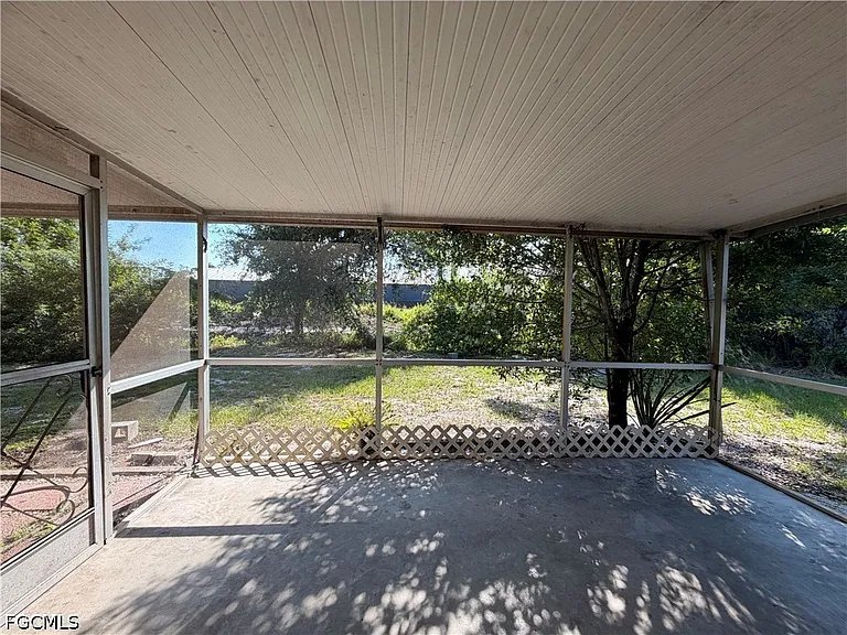 18433 Iris Rd — Photo 9