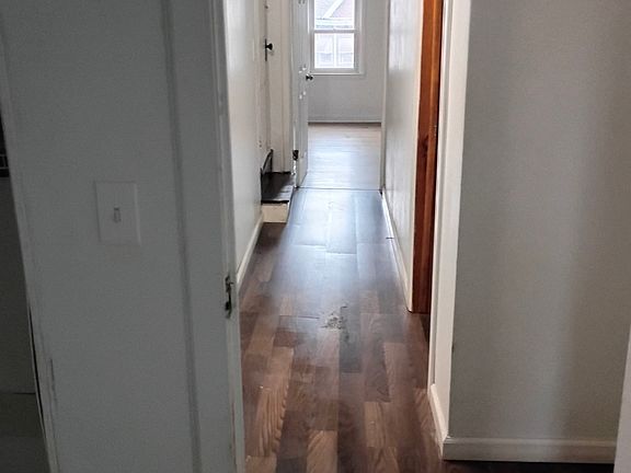 5th image of 46 S Maple St