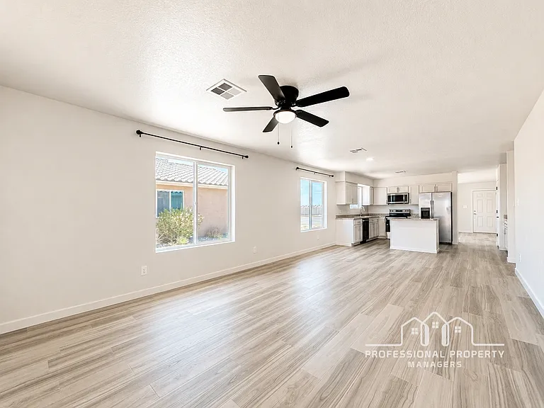 7288 E 36th Pl — Photo 5