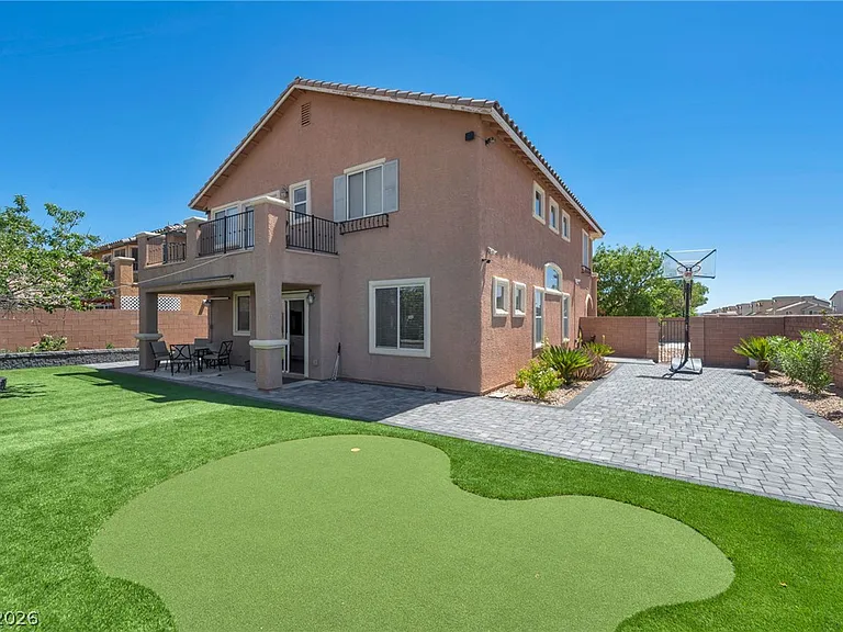 10391 Montes Vascos Dr — Photo 25