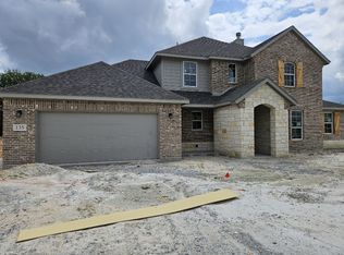 135 Brush Creek Dr, Boyd, TX 76023