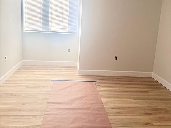 2nd image of 44 Warner St #B9