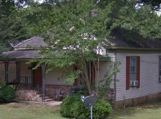 304 Louisville St, Starkville, MS 39759