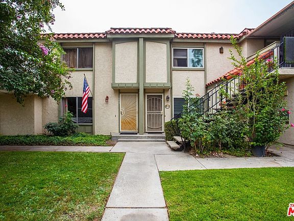 3rd image of 1003 Portola Dr #B