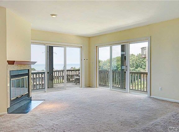 5th image of 202 Fox Hill Dr