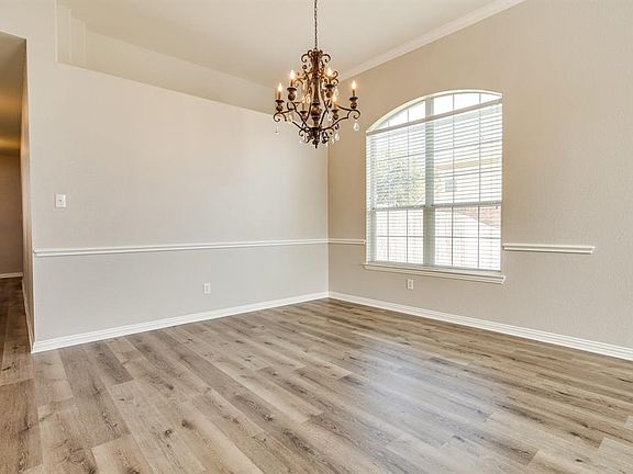 5th image of 12324 Woodland Springs Dr