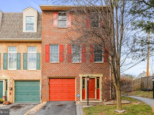 1365 Lindsay Ln, Hagerstown, MD 21742