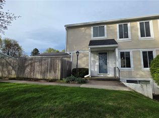 204 Greenway Blvd, Churchville, NY 14428