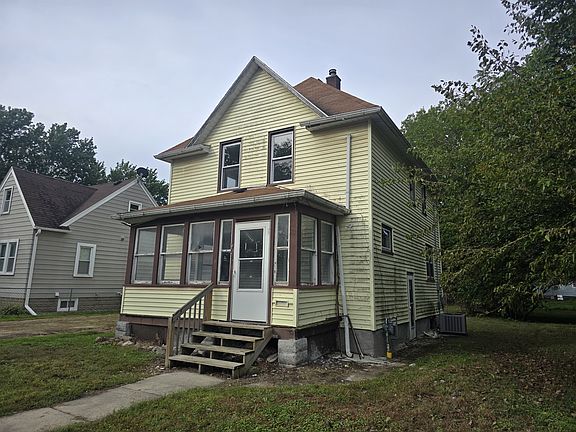2nd image of 407 Reed St